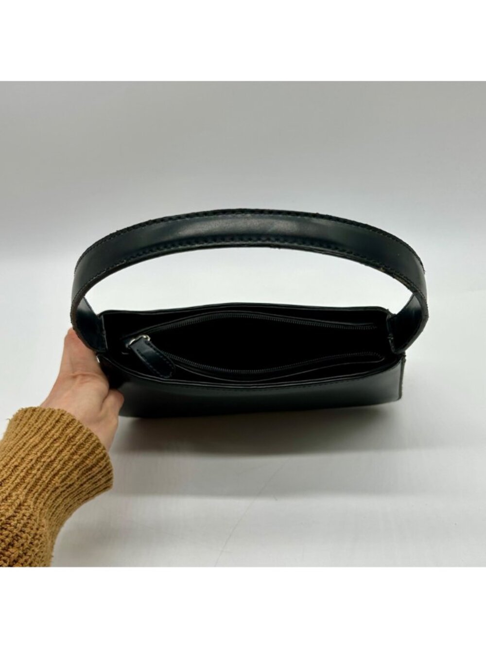 Black Faux Leather Structured Shoulder Bag - Picture 10 of 11